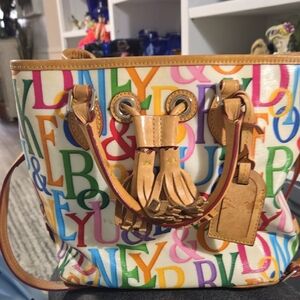 🌻Dooney & Bourke Rainbow Multicolor Signature Tassel Tote Bag Y2K Vintage, 9